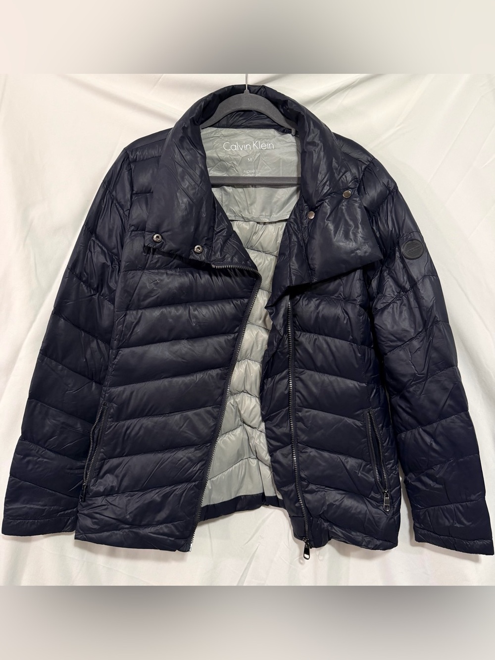 Calvin Klein Women’s M Navy Quilted Premium Down Insulated Zip Puffer Jacket